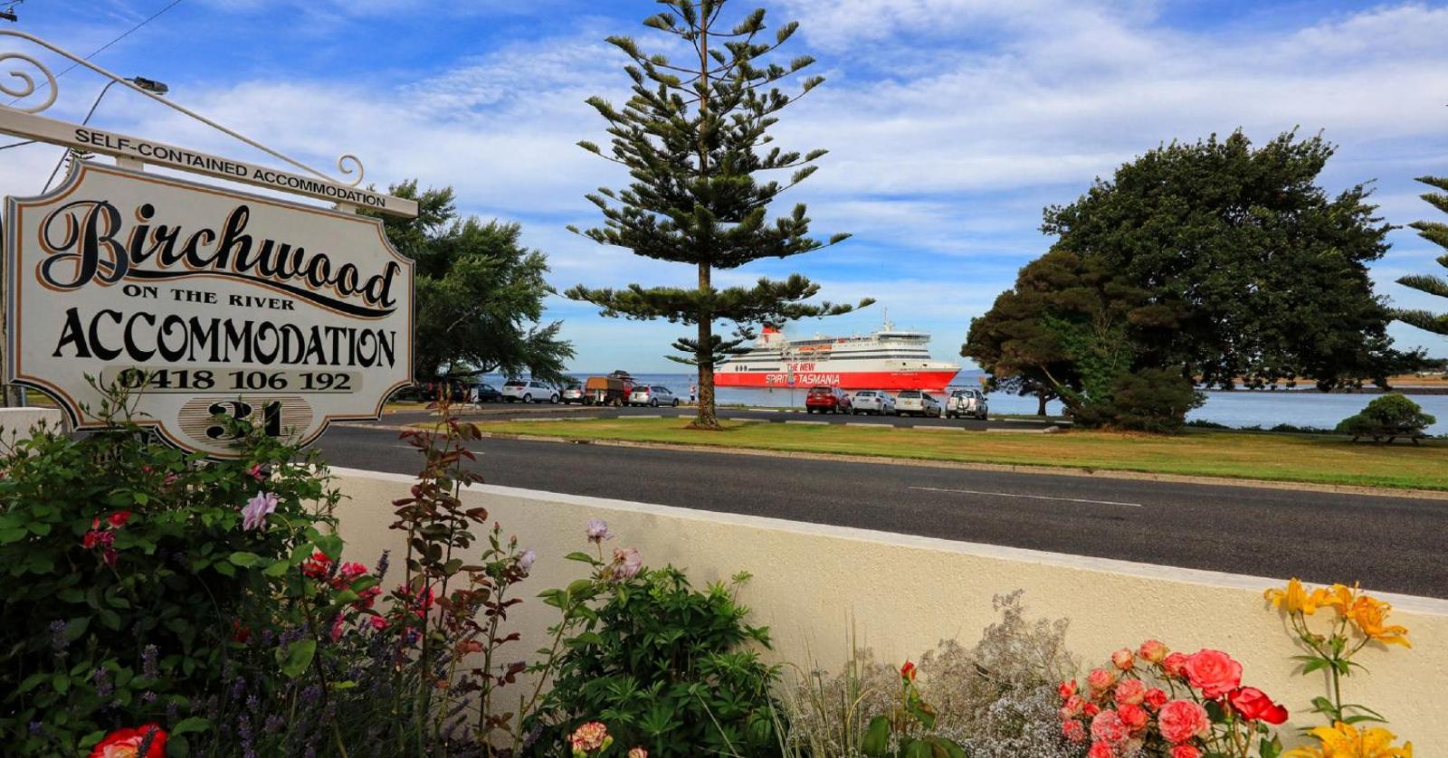 Birchwood, Devonport self-contained self catering accommodation